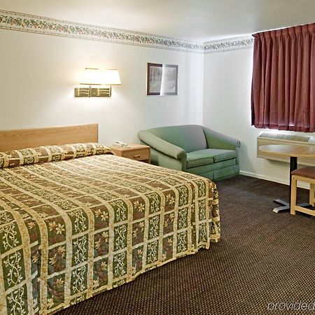 Americas Best Value Inn Mckinney Chambre photo