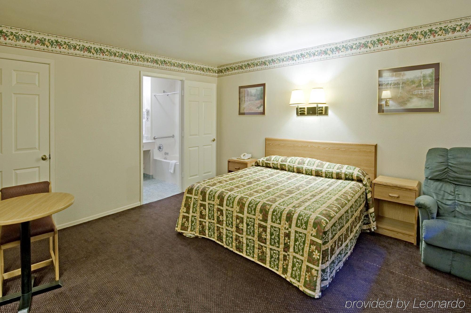 Americas Best Value Inn Mckinney Chambre photo
