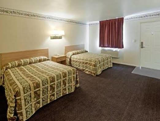 Americas Best Value Inn Mckinney Extérieur photo